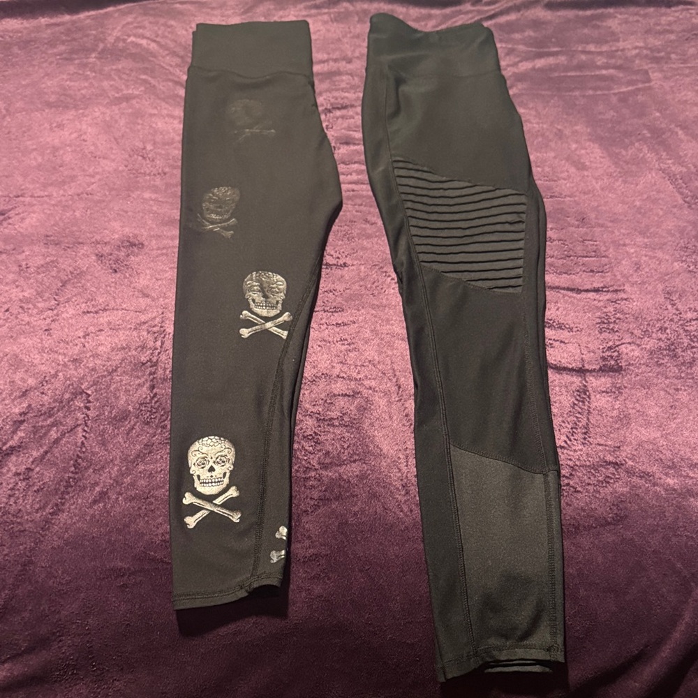 WMS Black Skull Leggings n Black biker leggings in Size S
